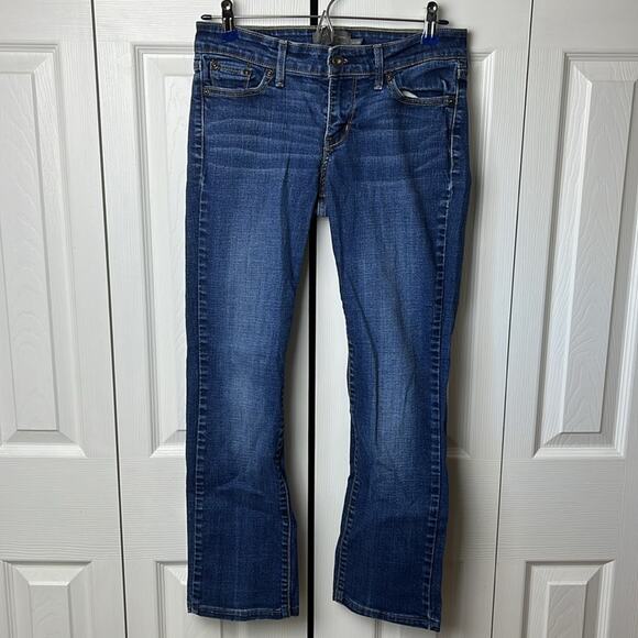 Levi’s slight Curve Classic Straight Leg Jeans Dark Blue 26 - Picture 1 of 10